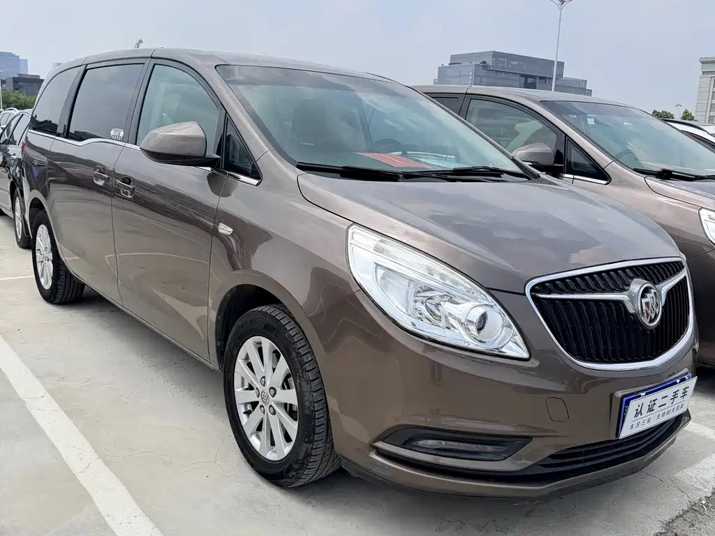Buick GL8 2017 25s Comfort Country V купить на сайте DeffCars