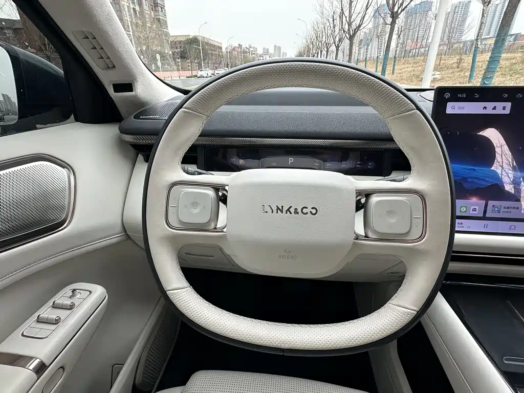 Lynk & Co 900 2025 2.0T Ultra купить на сайте DeffCars