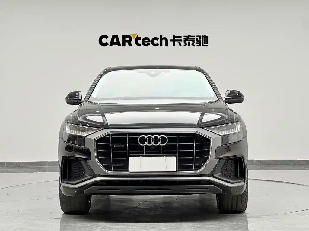 Audi Q8 2022 45 TFSI luxury and dynamic model купить на сайте DeffCars