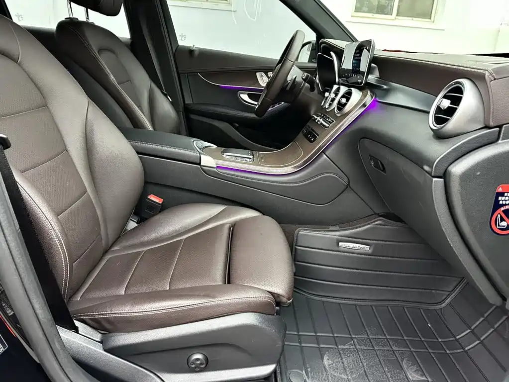 Mercedes-Benz GLC 2022 facelift GLC 260 L 4MATIC luxury model купить на сайте DeffCars