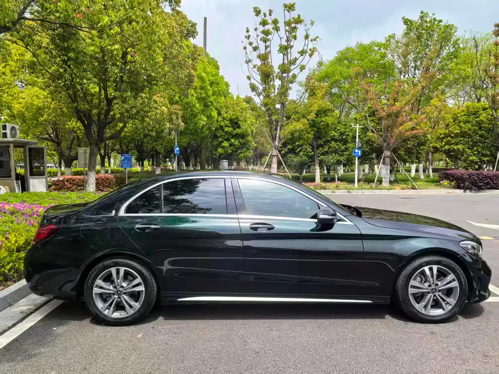 Mercedes-Benz C-Class 2020 C 200 L Fashionable Sports Edition купить на сайте DeffCars