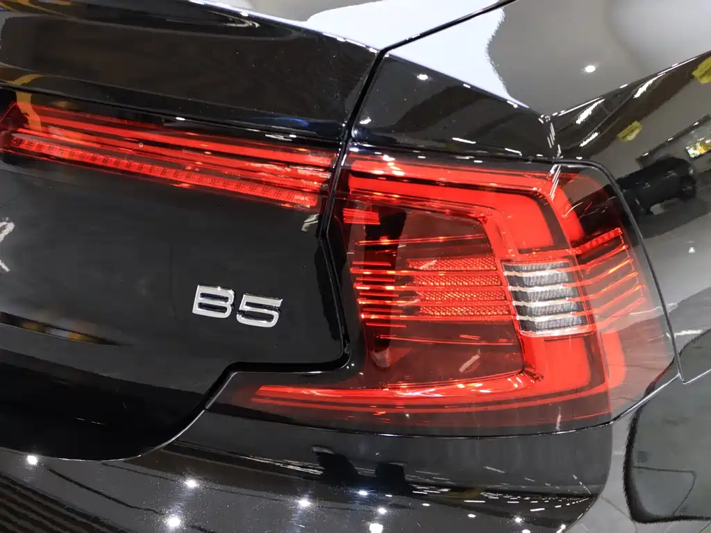 Volvo S90 2024 B5 Zhiyi Luxury Edition купить на сайте DeffCars