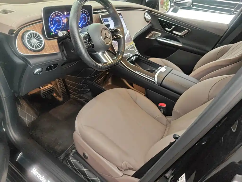 Mercedes EQE SUV 2024 500 4MATIC Deluxe Edition купить на сайте DeffCars