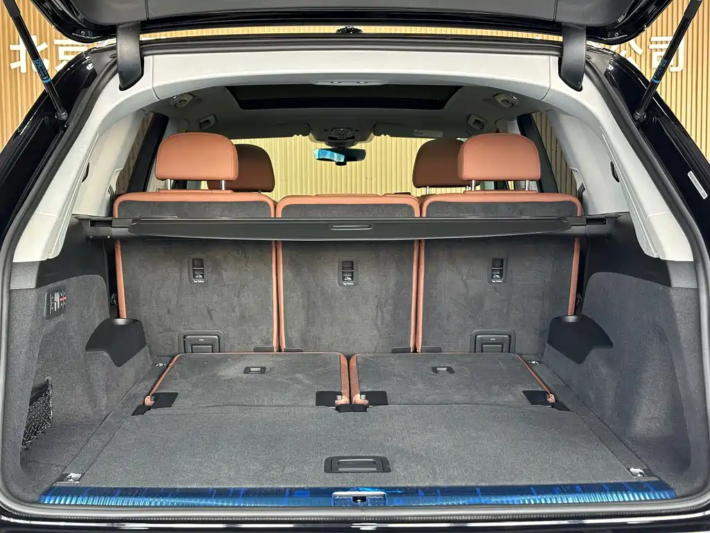 Audi Q7 2020 55 TFSI quattro S line sports купить на сайте DeffCars