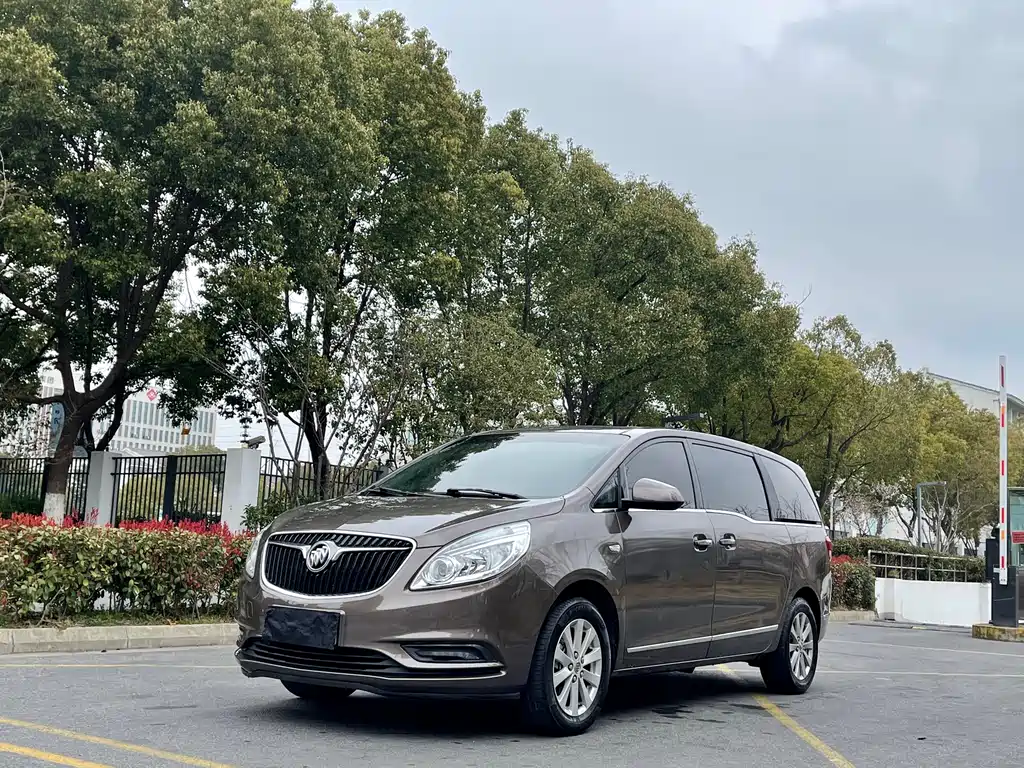 Buick GL8 2017 25S Premium Type National V купить на сайте DeffCars