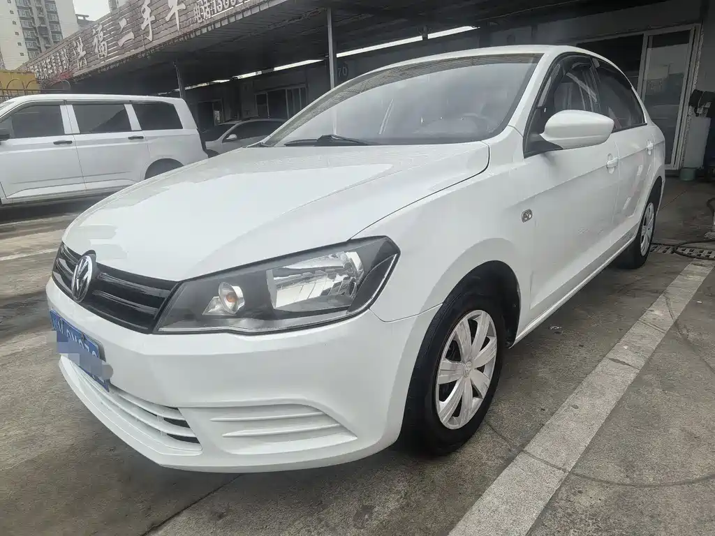 Jetta 2015 Premium Edition 1.6L Manual Fashion Model купить на сайте DeffCars