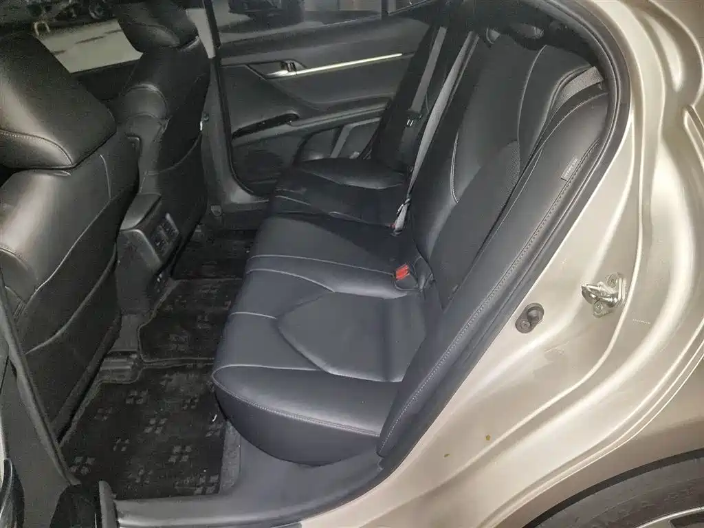 Camry 2019 2.0G Deluxe Edition National VI купить на сайте DeffCars