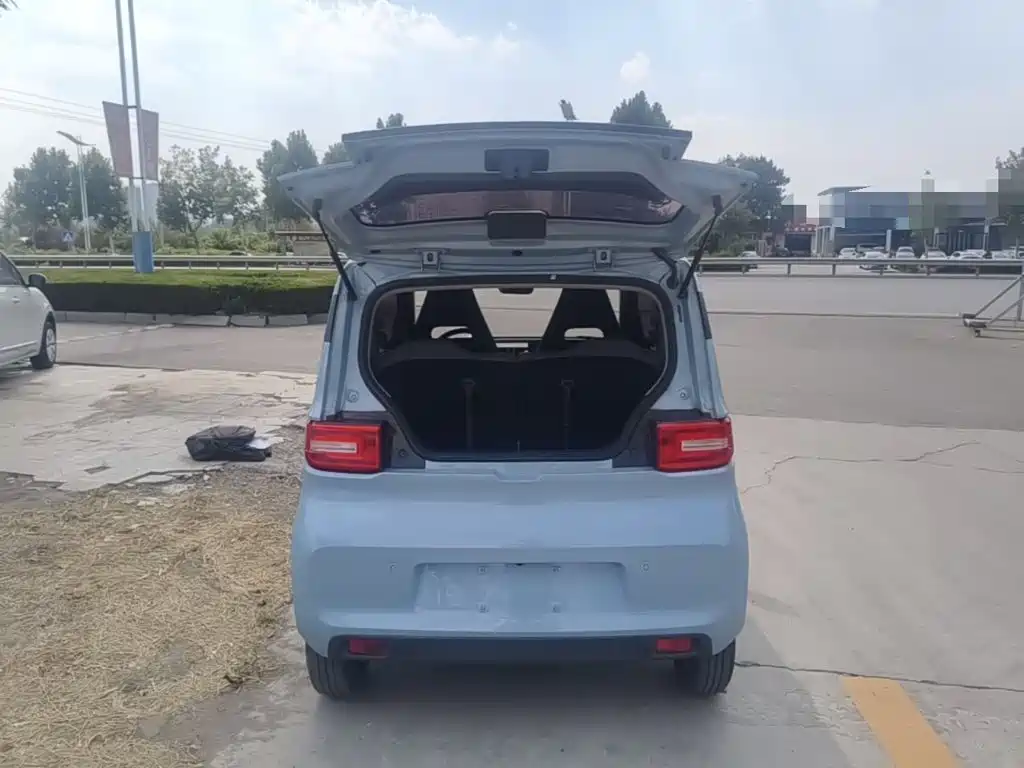 Hongguang MINIEV 2022 Yuexiang model lithium iron phosphate купить на сайте DeffCars