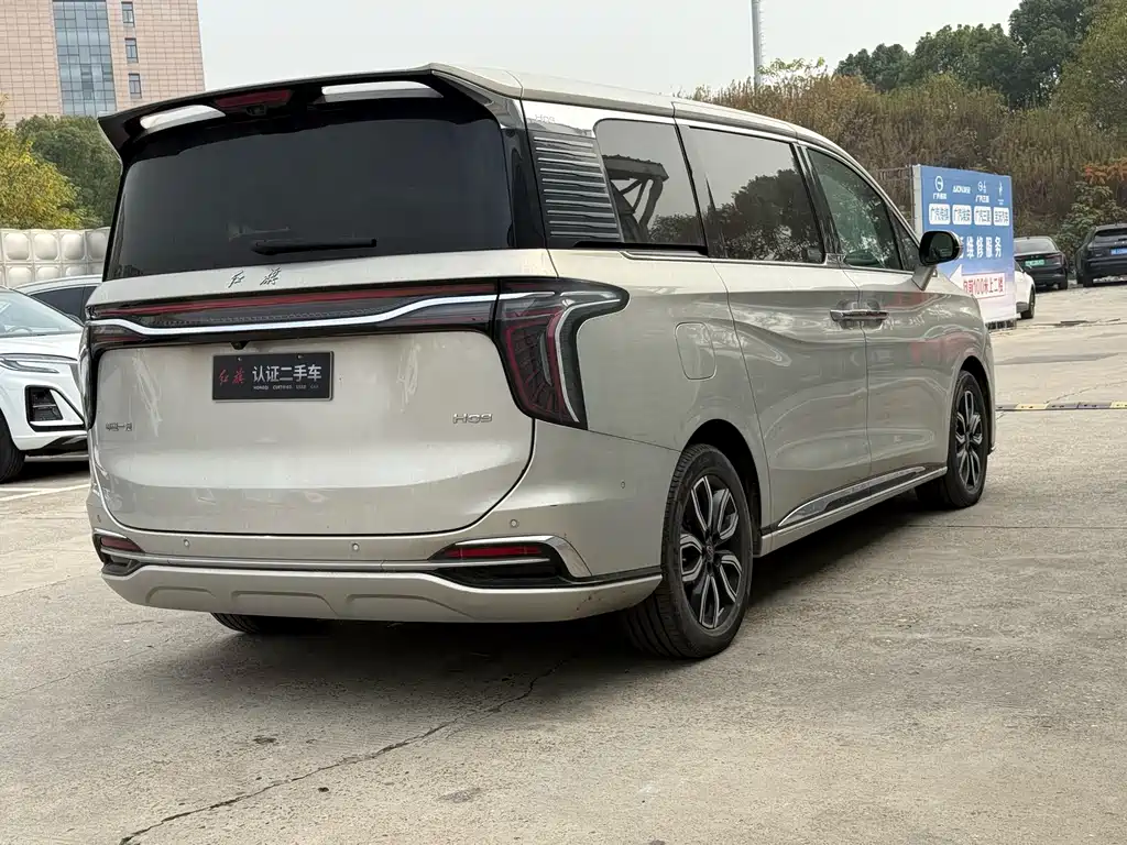 Hongqi HQ9 2023 2.0T Zhilian Qiling Edition купить на сайте DeffCars