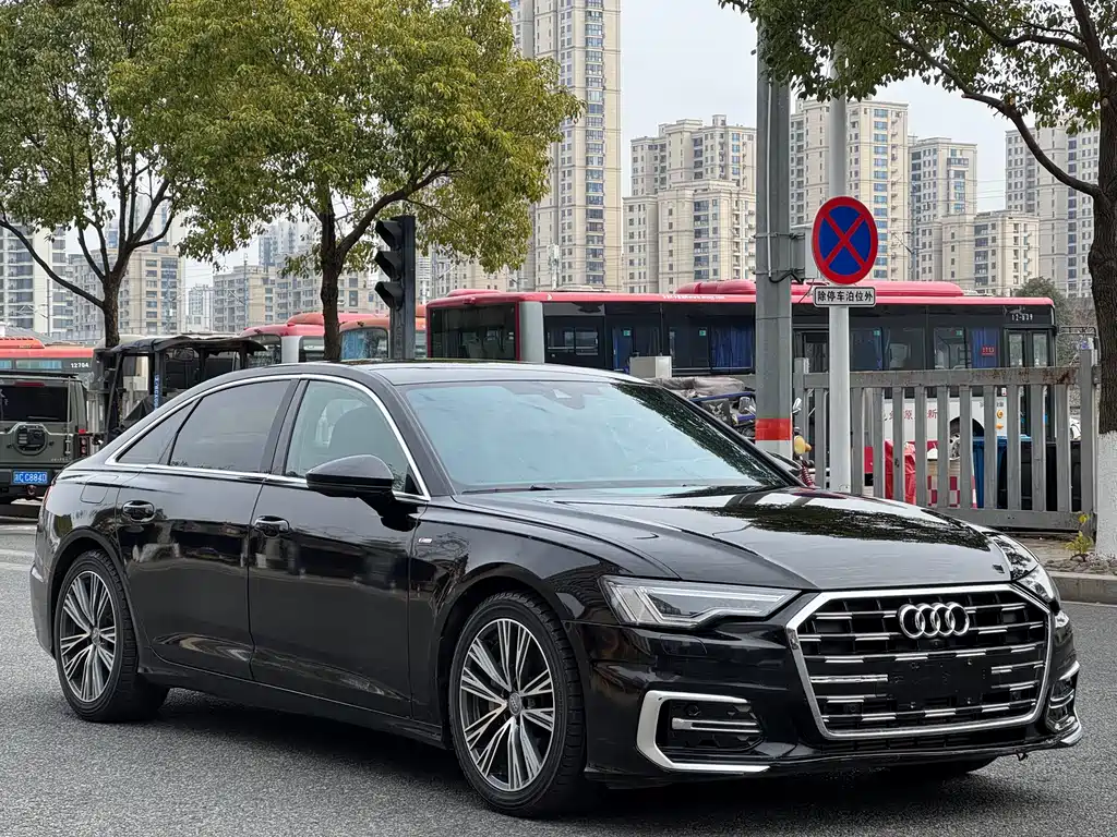 Audi A6L 2024 45 TFSI Premium Dynamic Model купить на сайте DeffCars