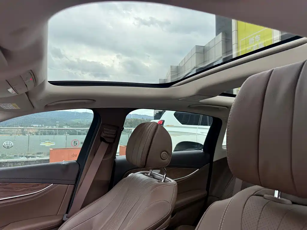 Mercedes-Benz E-Class 2023 E 300 L Fashion купить на сайте DeffCars