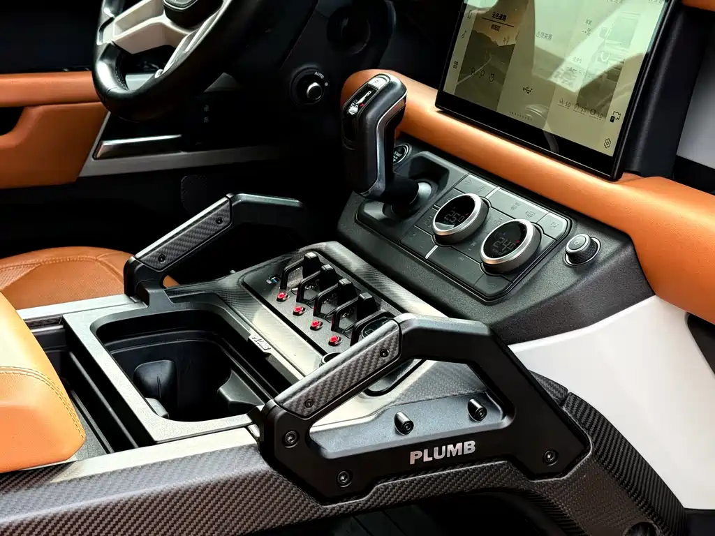 Land Rover Defender 2024 110 3.0T P400 Dark Special Edition купить на сайте DeffCars