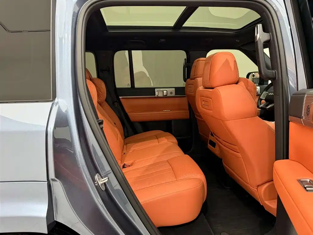 Titanium 7 2025 190KM four-wheel drive Ultra version купить на сайте DeffCars