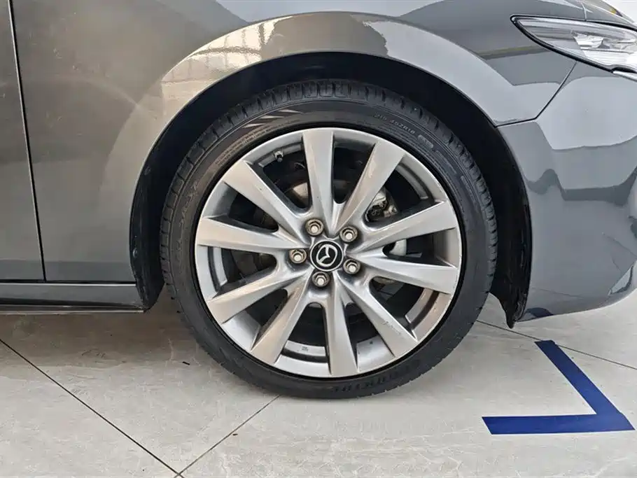 Mazda3 Angkesela 2020 2.0L Automatic Premium Edition купить на сайте DeffCars