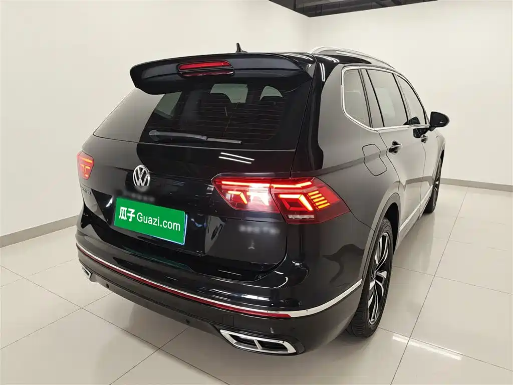Tiguan L 2023 330TSI automatic two-wheel drive R-Line version купить на сайте DeffCars