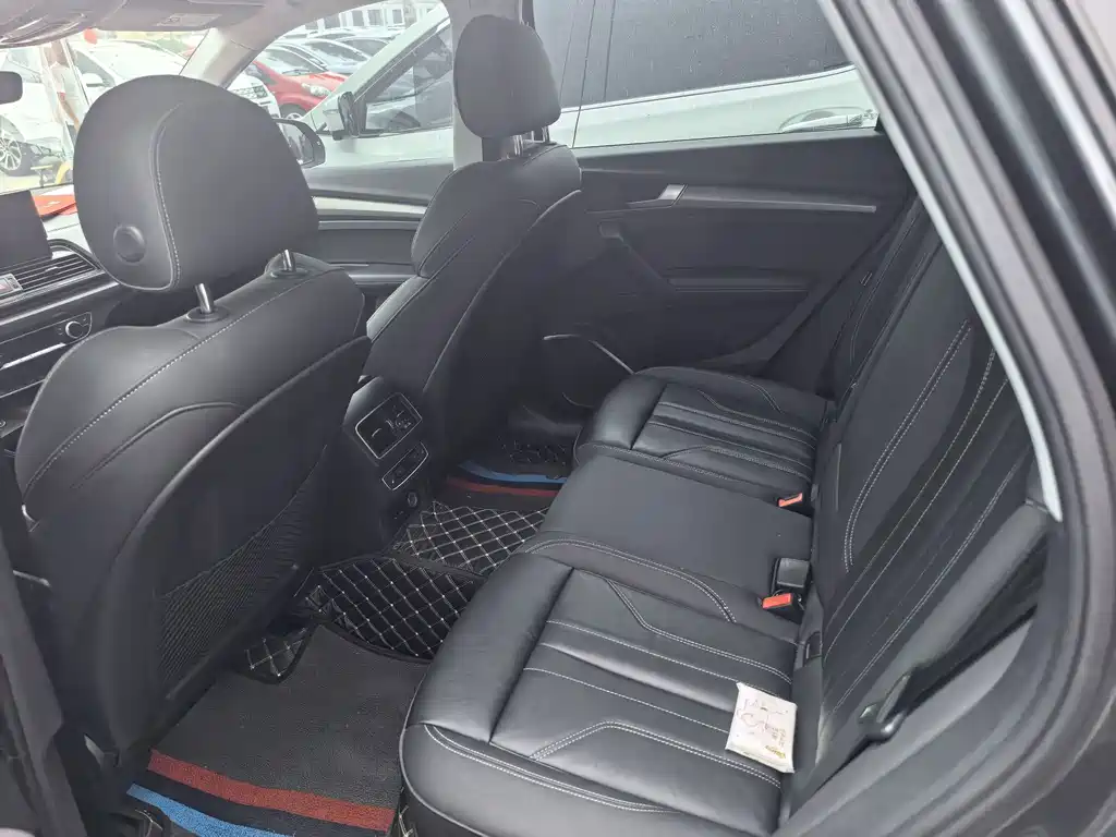Audi Q5L 2022 40T RS Kit Burning Speed ​​Type купить на сайте DeffCars