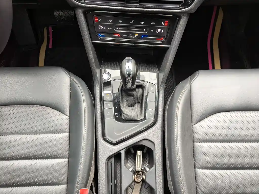 Tuyue 2021 280TSI two-wheel drive luxury version PLUS купить на сайте DeffCars