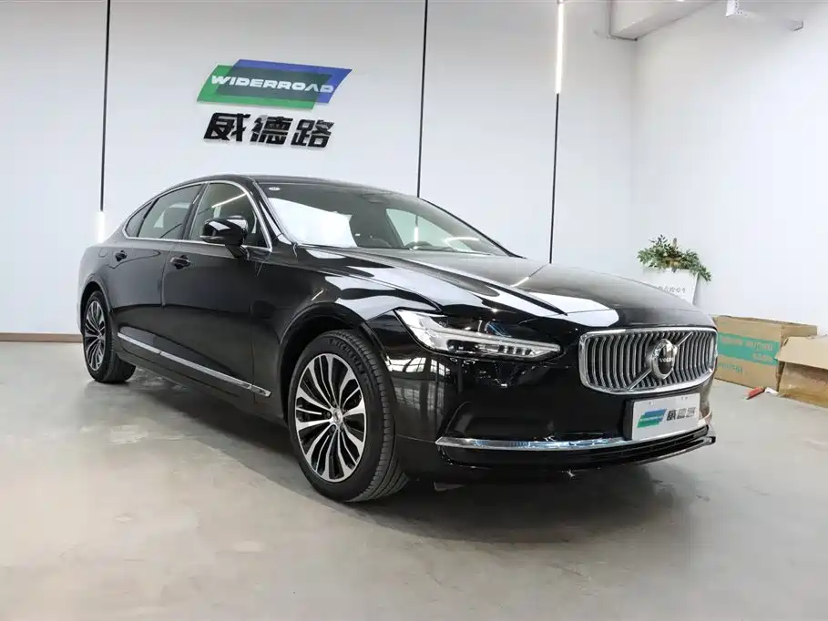 Volvo S90 2024 B5 Zhiyi Luxury Edition купить на сайте DeffCars