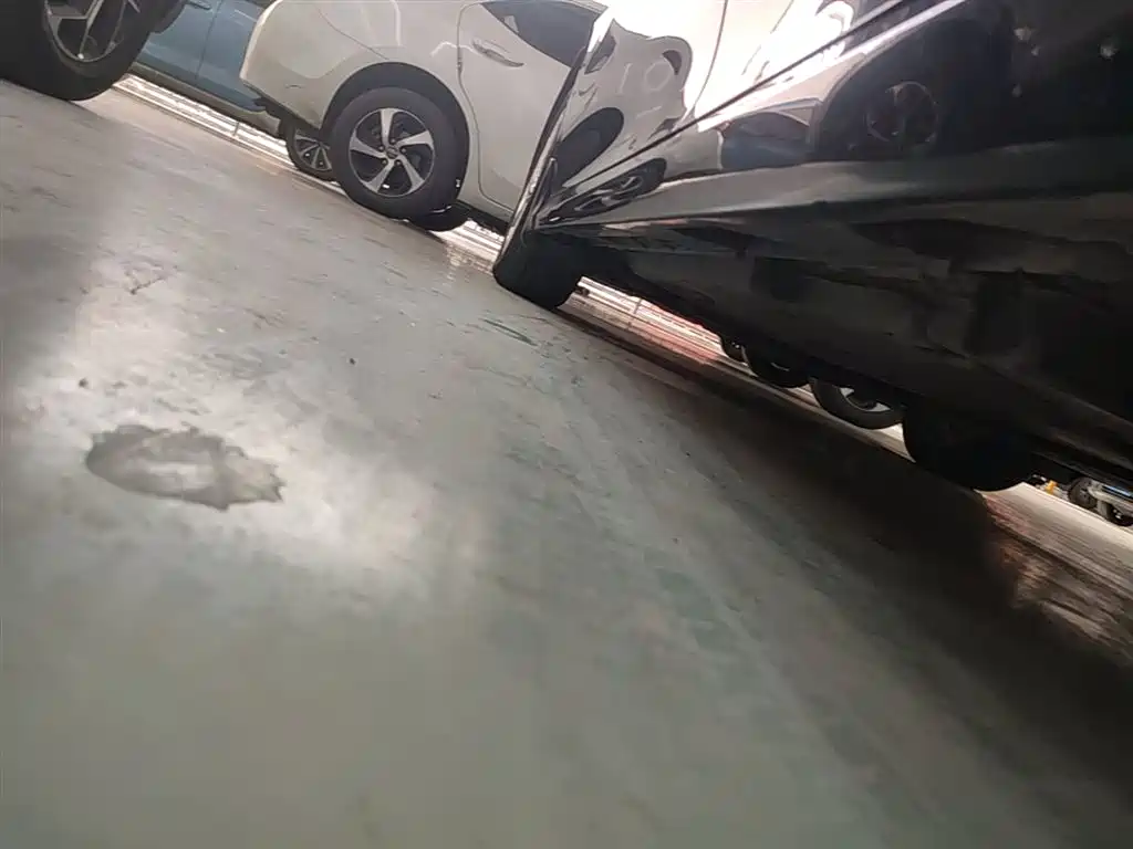 Camry 2021 2.0G Deluxe Edition купить на сайте DeffCars