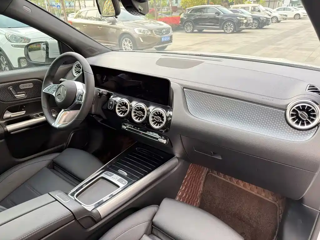 Mercedes-Benz GLA 2024 GLA 220 купить на сайте DeffCars