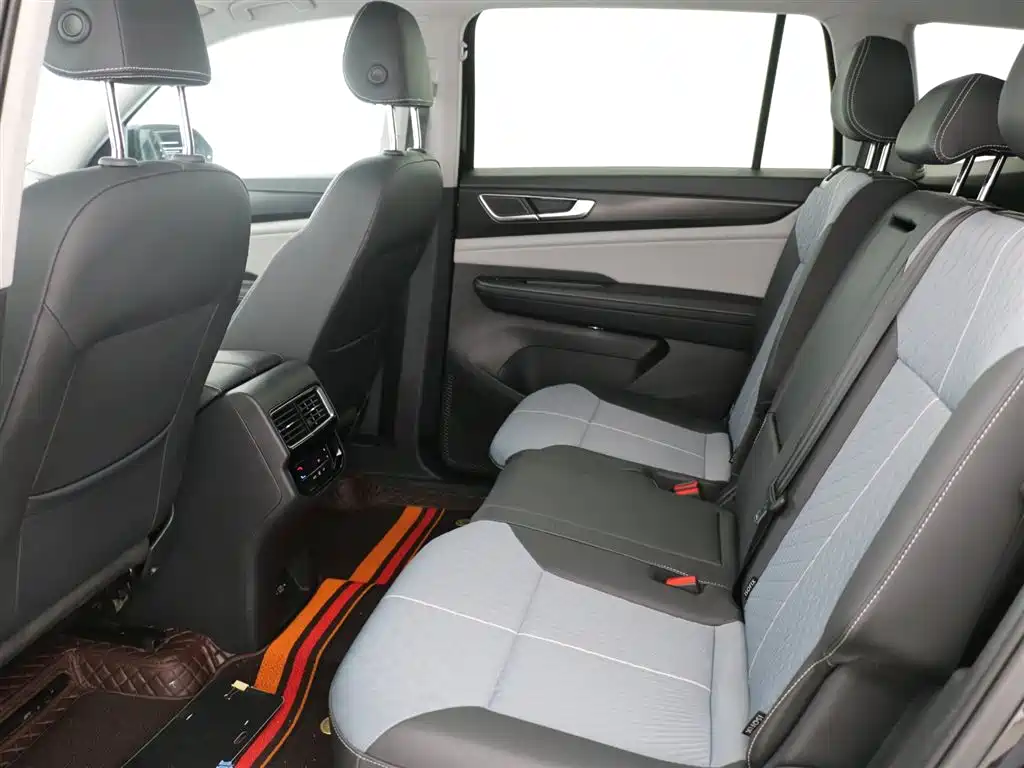 Touron 2022 380TSI four-wheel drive luxury version купить на сайте DeffCars