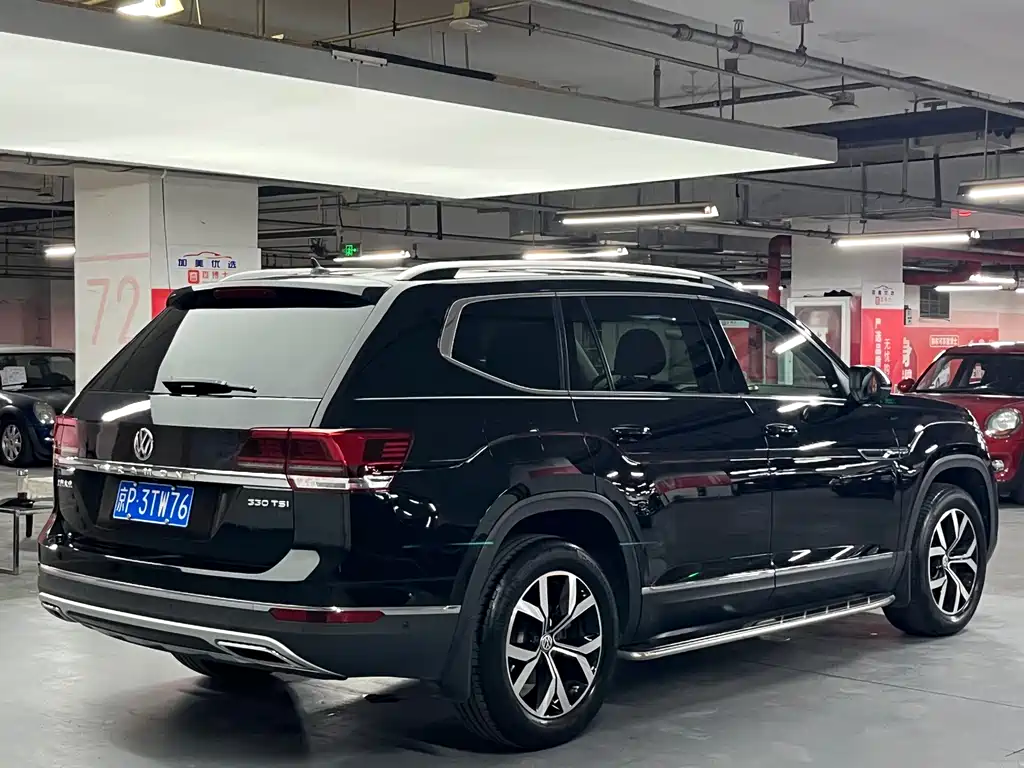 Touron 2017 330TSI two-wheel drive luxury version купить на сайте DeffCars