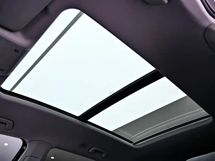 Touron 2024 380TSI four-wheel drive luxury version купить на сайте DeffCars