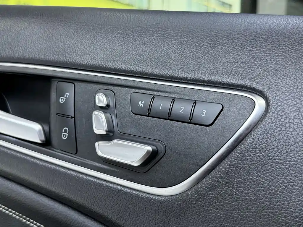 Mercedes-Benz GLA 2018 GLA 200 Dynamic купить на сайте DeffCars