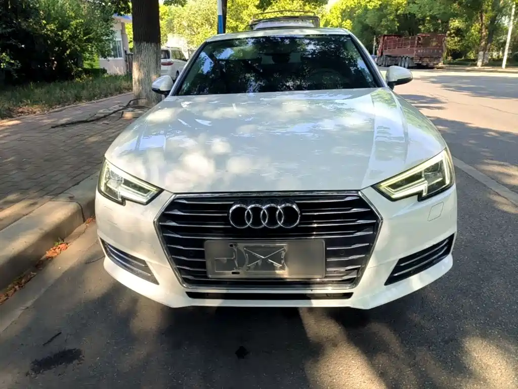 Audi A4L 2018 30th Anniversary Model 40 TFSI Enterprising купить на сайте DeffCars