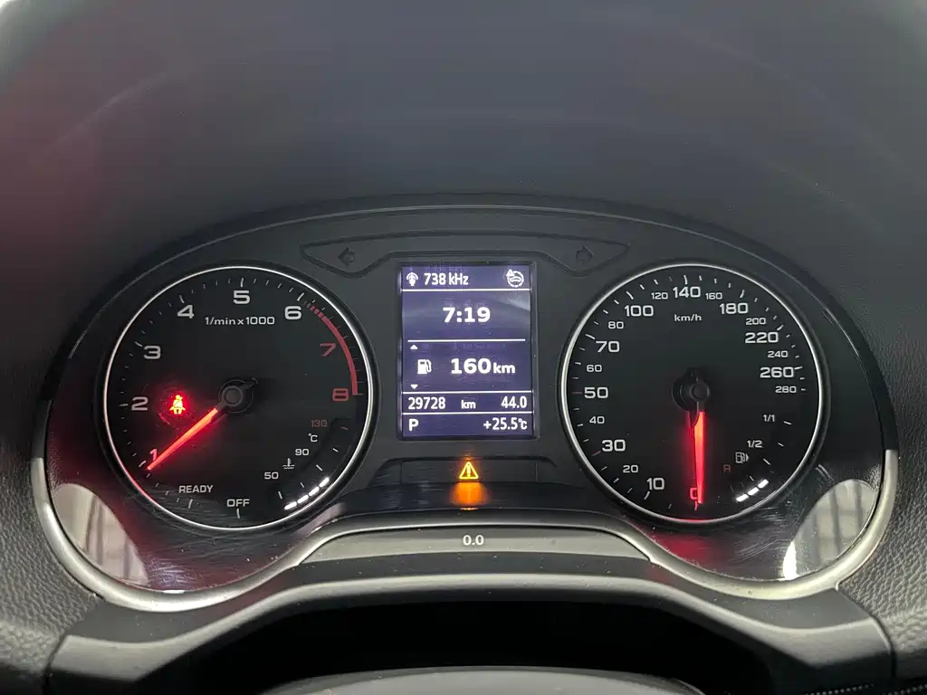 Audi Q2L 2022 35 TFSI fashionable and elegant купить на сайте DeffCars