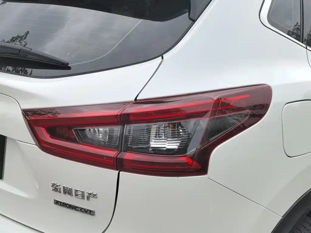 Qashqai 2019 2.0L CVT Deluxe Edition купить на сайте DeffCars