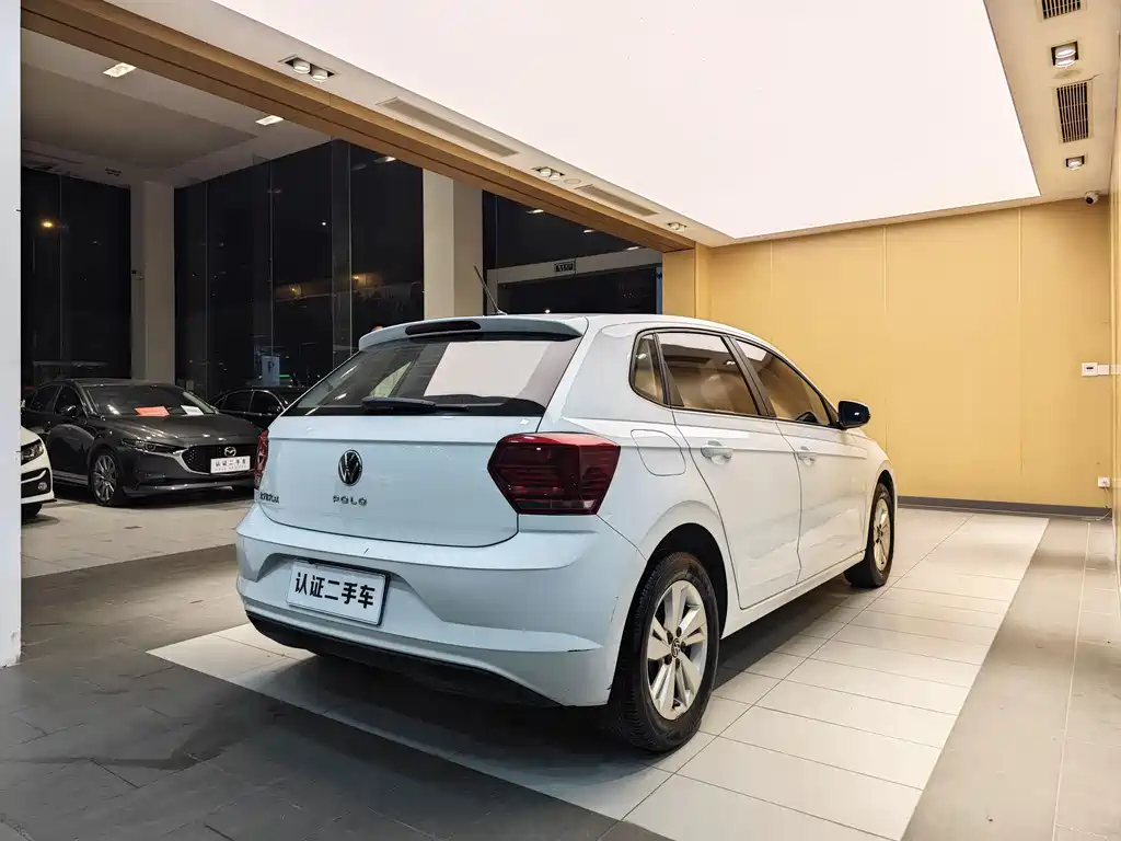Polo 2023 facelift Plus 1.5L automatic indulgence version купить на сайте DeffCars