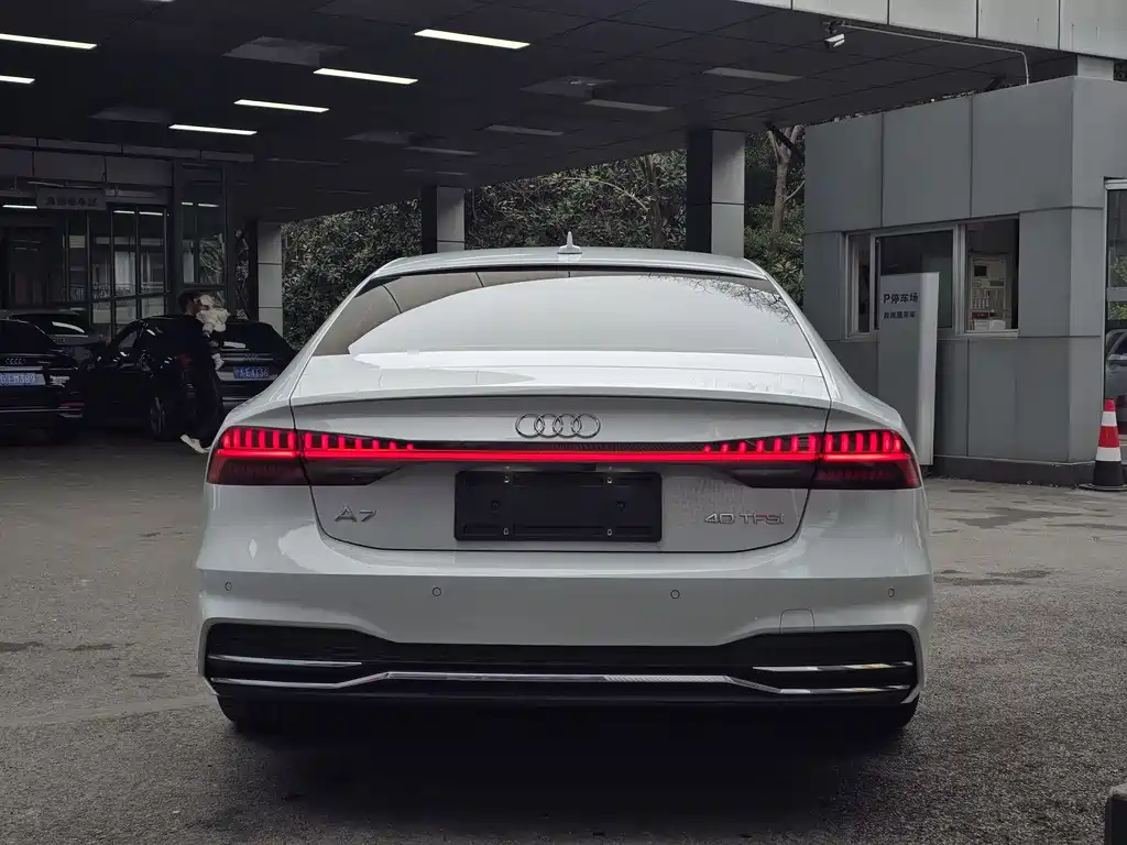 Audi A7 2021 40 TFSI luxury model купить на сайте DeffCars
