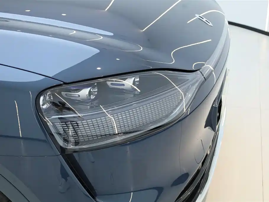 Wenjie M9 2024 extended range Ultra version 42kWh 6-seater version купить на сайте DeffCars