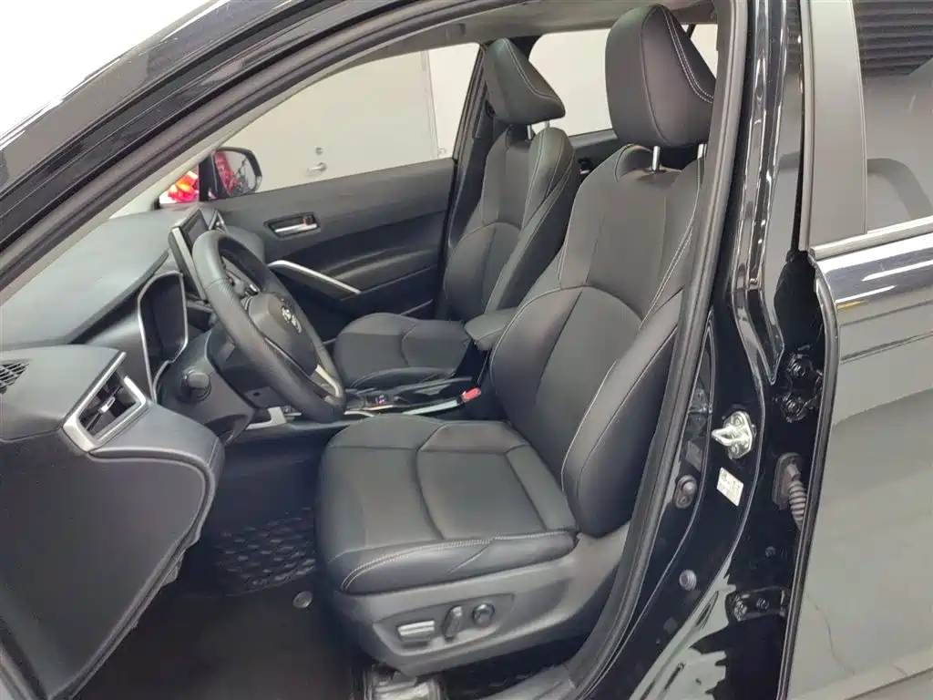 Fenglanda 2022 2.0L CVT Deluxe Edition купить на сайте DeffCars