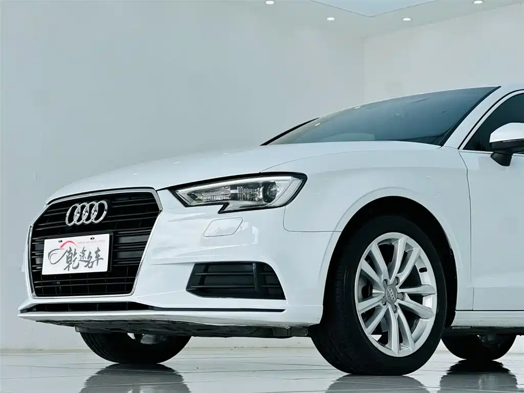 Audi A3 2017 Limousine 35 TFSI Enterprising купить на сайте DeffCars