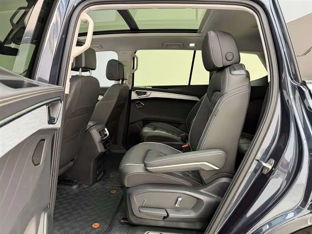 Lanjing 2021 530TSI four-wheel drive flagship Shengjing Edition Pro купить на сайте DeffCars