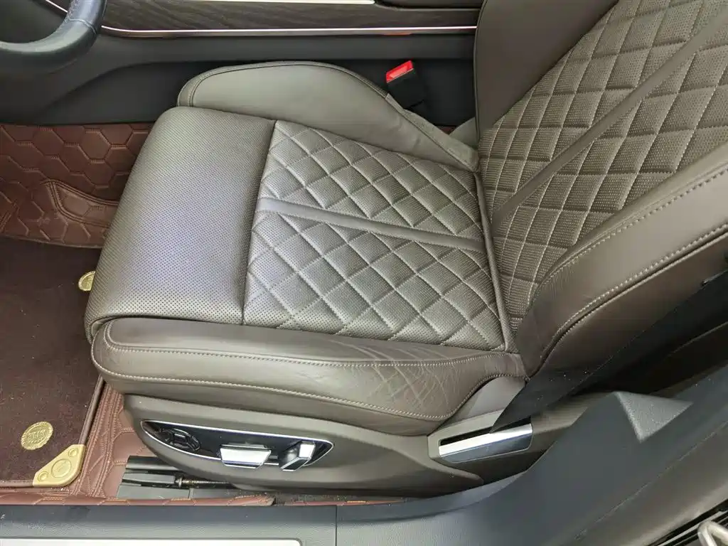 Audi A8 2022 A8L 50 TFSI quattro Comfort Collection Edition купить на сайте DeffCars