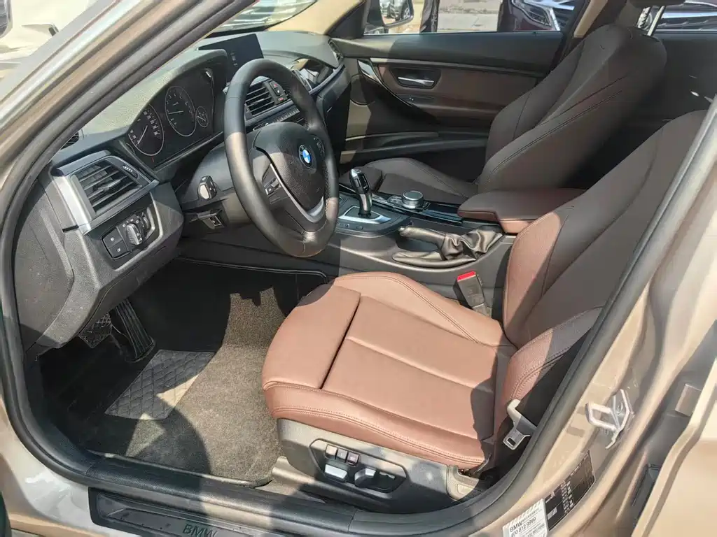 BMW 3 Series 2019 320Li Fashion Model купить на сайте DeffCars