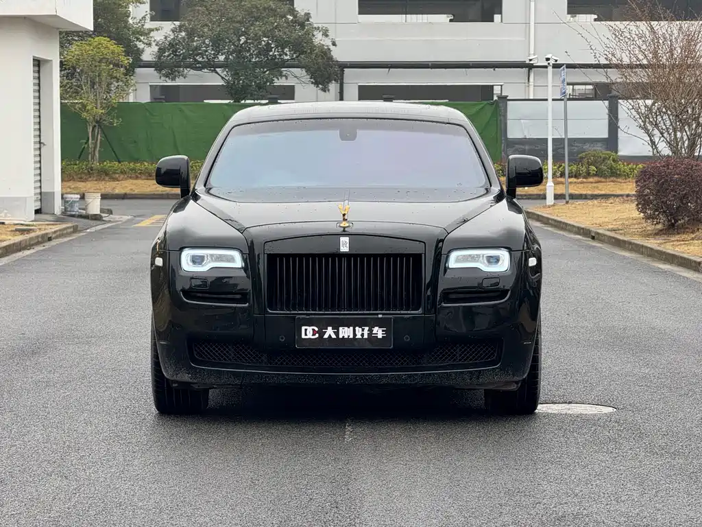 Ghost 2010 6.6T Standard Edition купить на сайте DeffCars