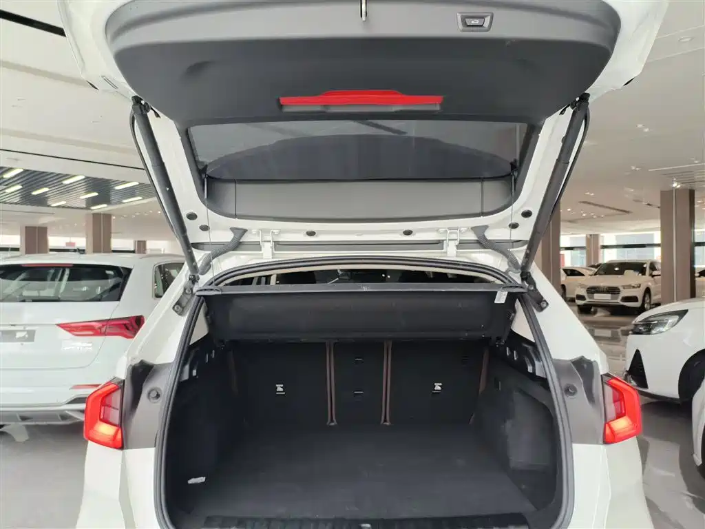 BMW iX1 2023 eDrive25L X Design Package купить на сайте DeffCars