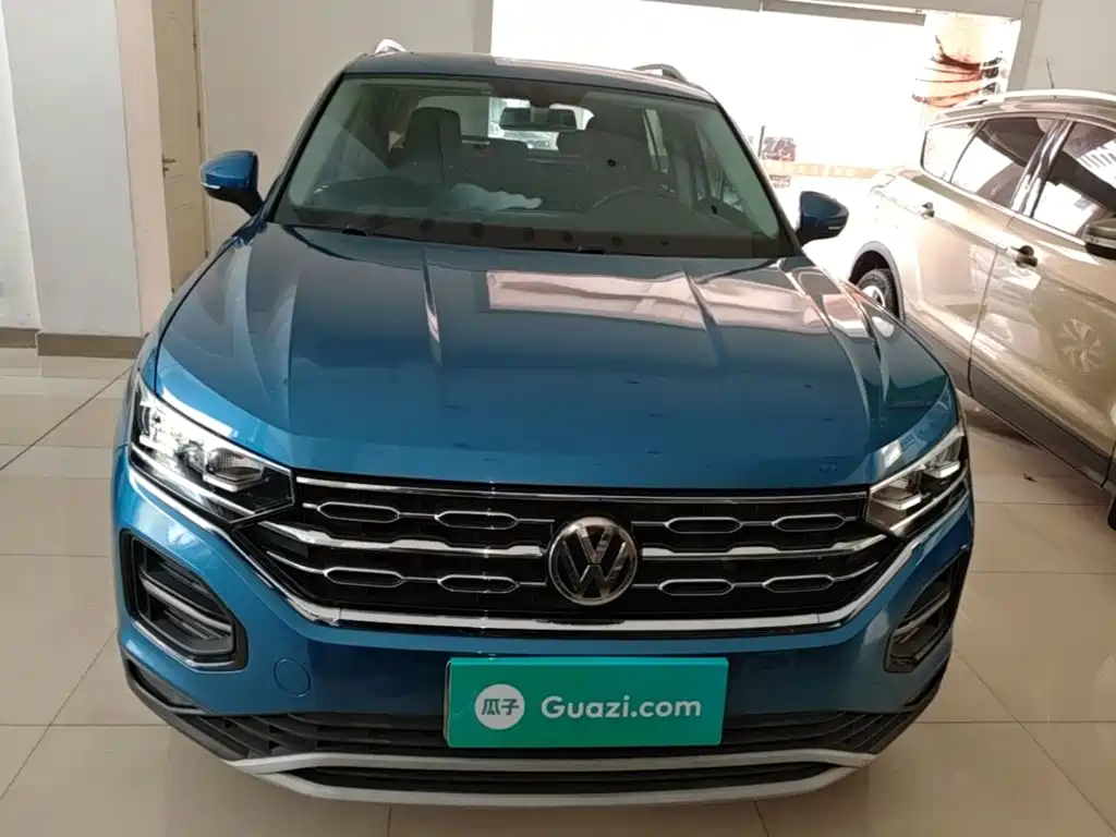 TYRON 2019 330TSI two-wheel drive luxury model, National VI купить на сайте DeffCars