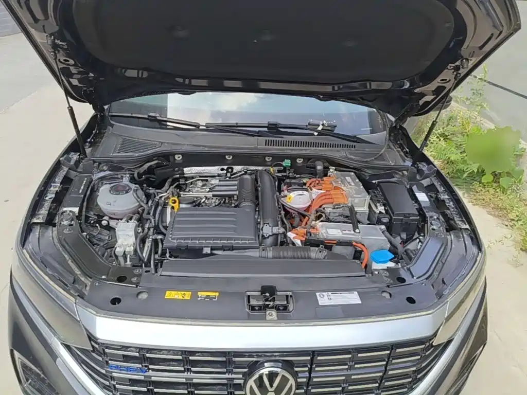 Passat Plug-in Hybrid 2025 430PHEV Hybrid Business Edition купить на сайте DeffCars
