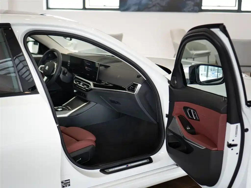BMW 3 Series 2023 325Li M Sports Night Package купить на сайте DeffCars