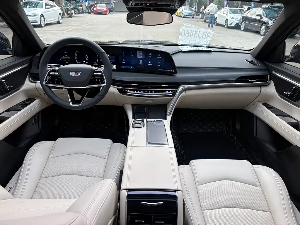 Cadillac CT6 2023 28T Fashion Model купить на сайте DeffCars
