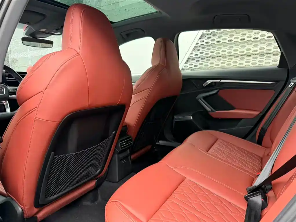 Audi A3 2025 A3L Limousine 35TFSI Flying Spur Exclusive купить на сайте DeffCars