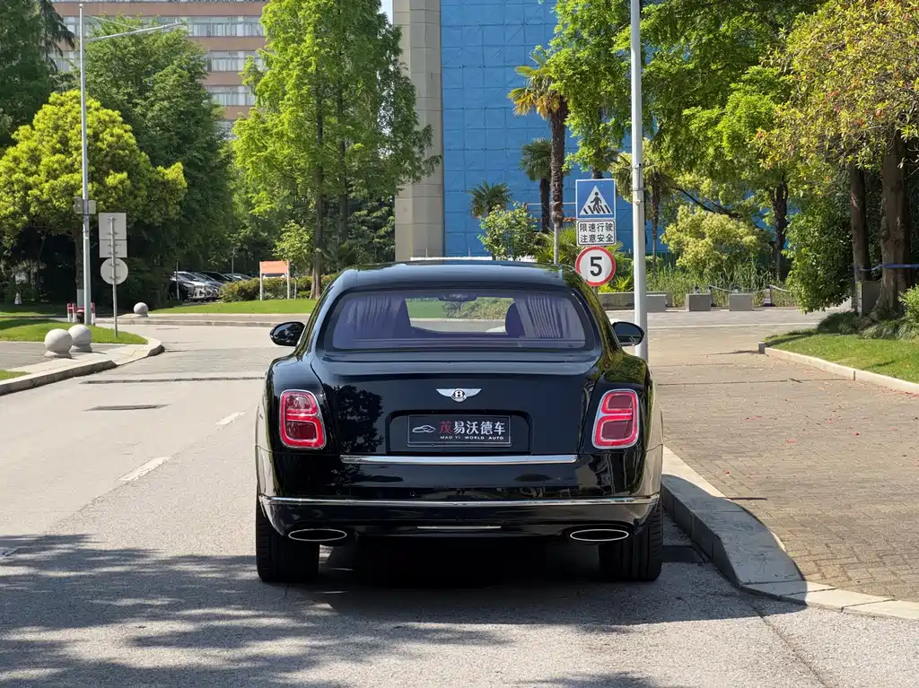 Mulsanne 2017 6.8T long wheelbase version купить на сайте DeffCars