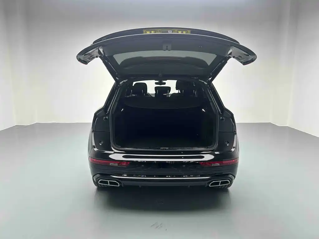 Audi Q5L 2023 40T luxury and dynamic model купить на сайте DeffCars
