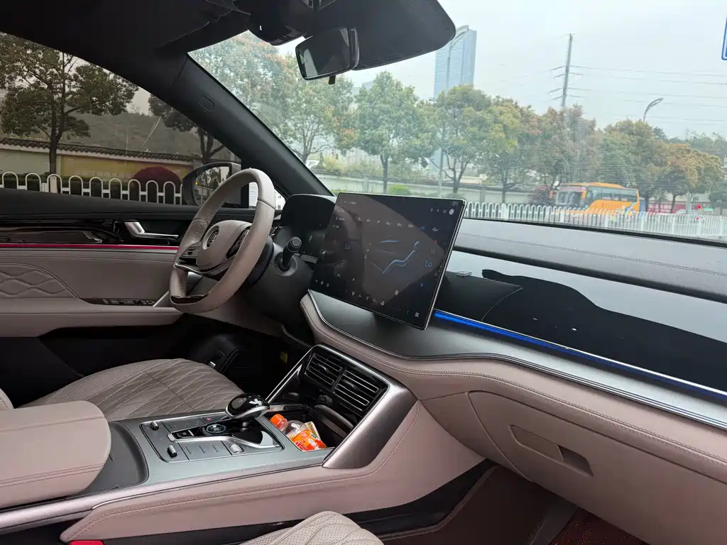 Tangxin Energy 2024 DM-i Honor Edition 112KM Honor Type купить на сайте DeffCars