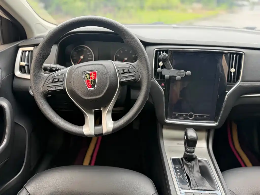 Roewe i6 2019 Plus 1.6L CVT 4G Connected Flagship Lavish Edition купить на сайте DeffCars